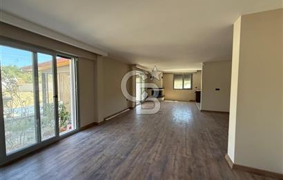 Urla Bademler Hekimköy Sitesinde Satılık 5+1 Villa