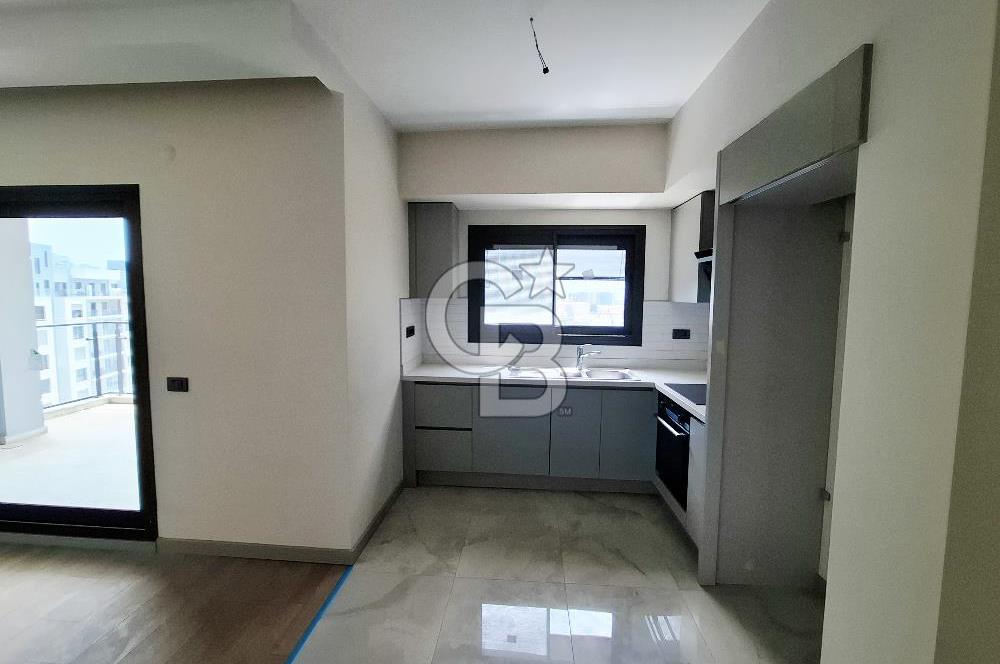 Green Park Çiğli'de Havuz Cepheli Satılık Sıfır 2+1 Daire