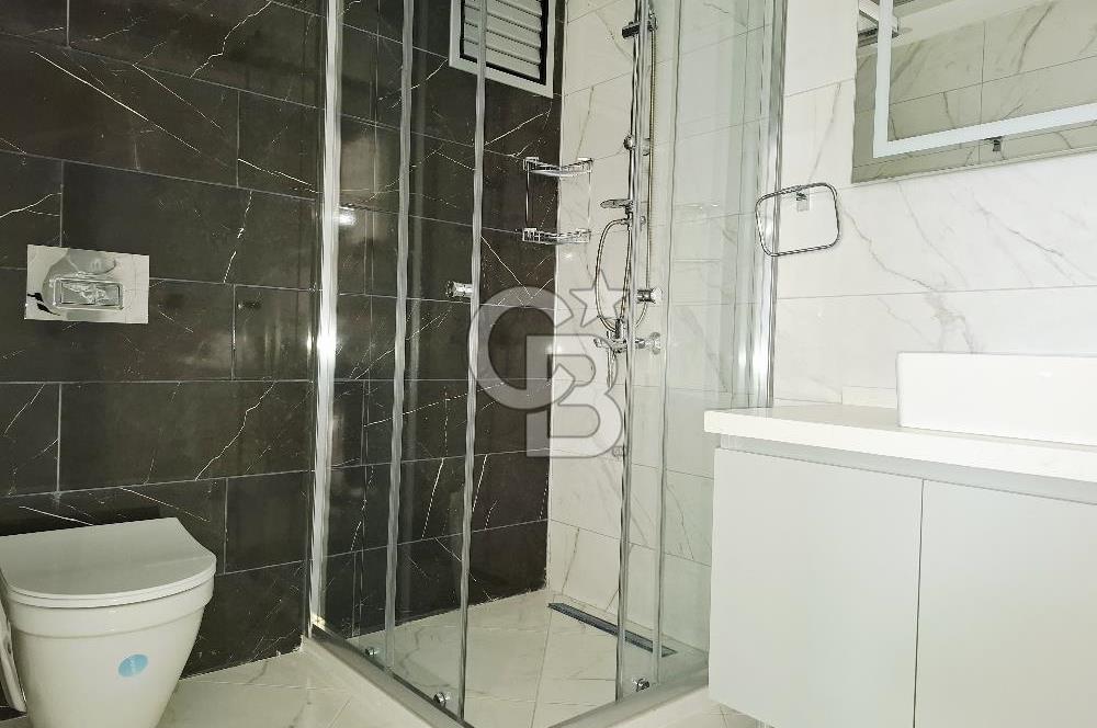Green Park Çiğli'de Havuz Cepheli Satılık Sıfır 2+1 Daire