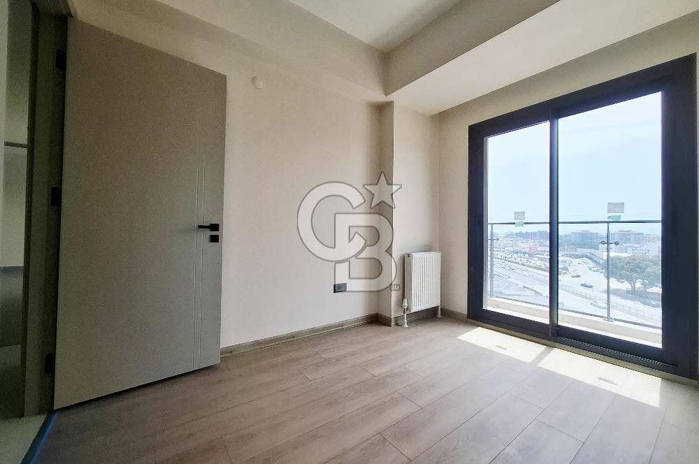 Green Park Çiğli'de Havuz Cepheli Satılık Sıfır 2+1 Daire