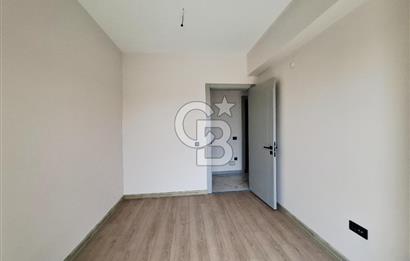 Green Park Çiğli'de Havuz Cepheli Satılık Sıfır 2+1 Daire