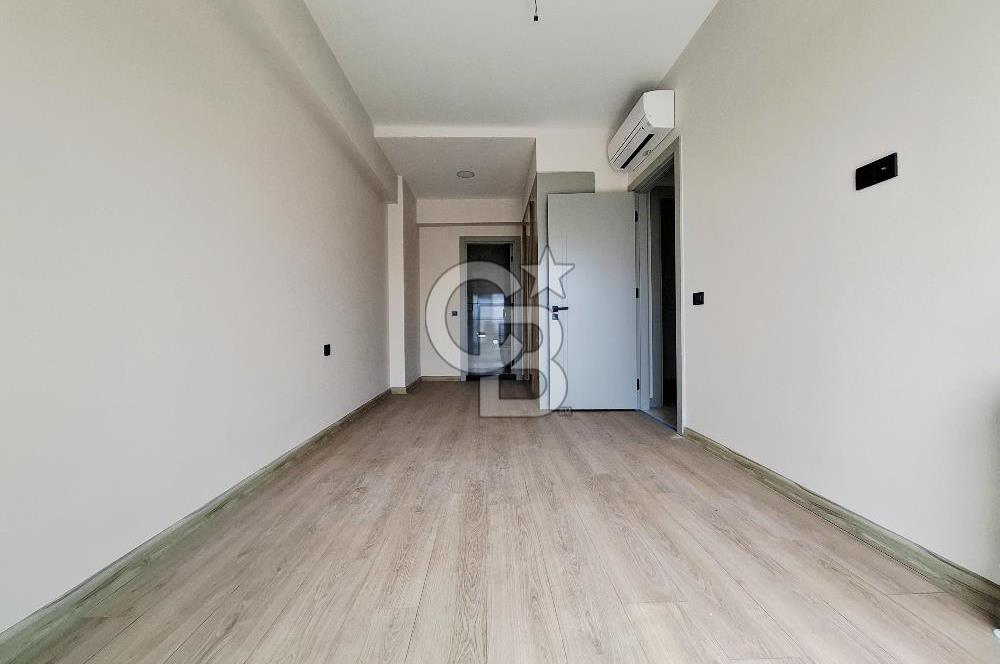 Green Park Çiğli'de Havuz Cepheli Satılık Sıfır 2+1 Daire