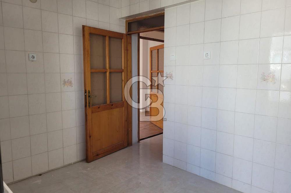 Balçova Ekonomi Ünv. Yakını 3+1 Kiralık Daire
