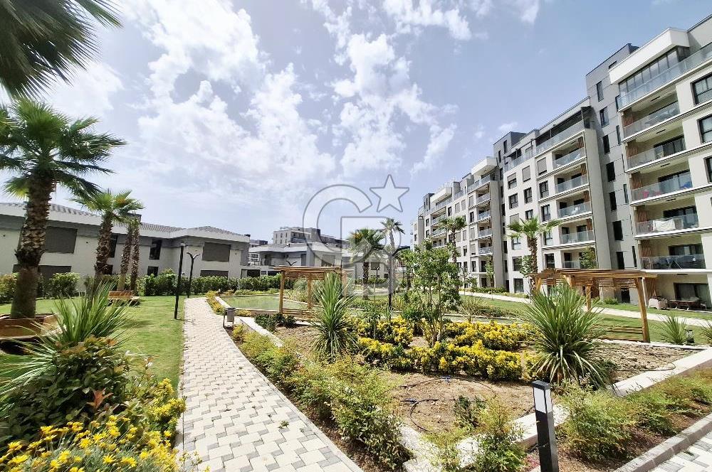 Green Park Çiğli'de Havuz Cepheli Satılık Sıfır 2+1 Daire