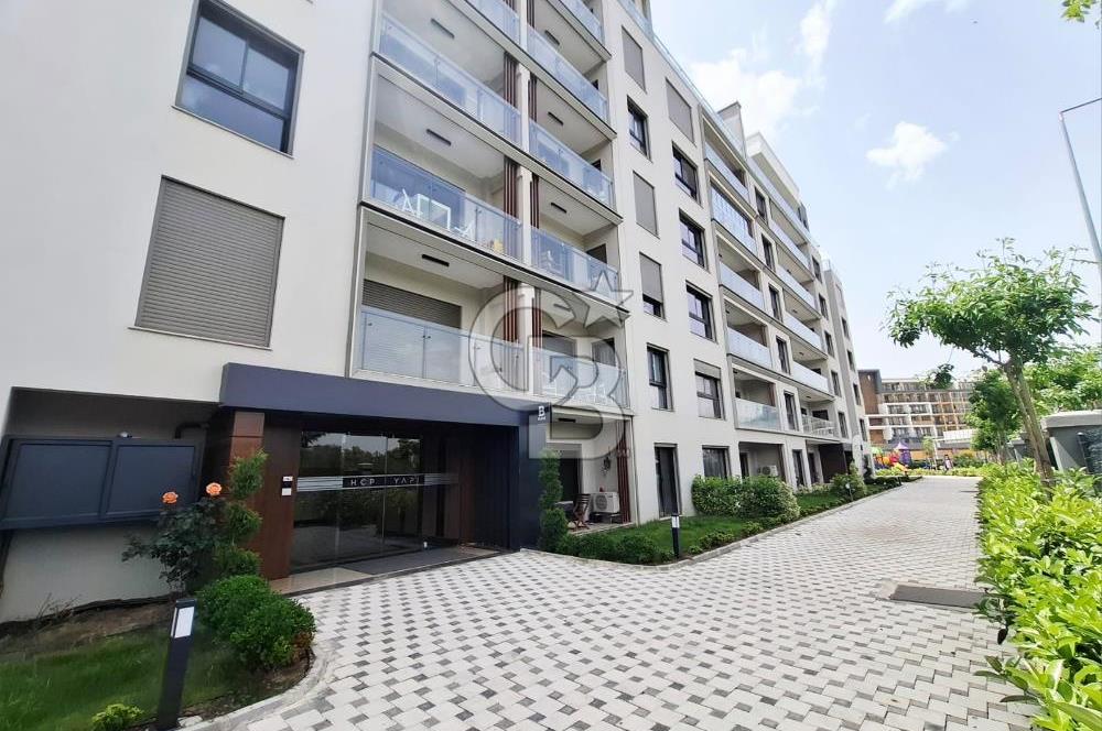 Green Park Çiğli'de Havuz Cepheli Satılık Sıfır 2+1 Daire