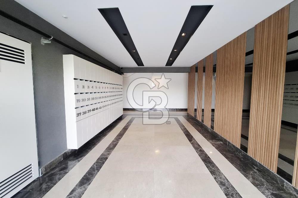 Green Park Çiğli'de Havuz Cepheli Satılık Sıfır 2+1 Daire