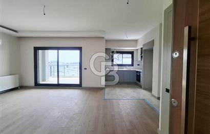 Green Park Çiğli'de Havuz Cepheli Satılık Sıfır 2+1 Daire