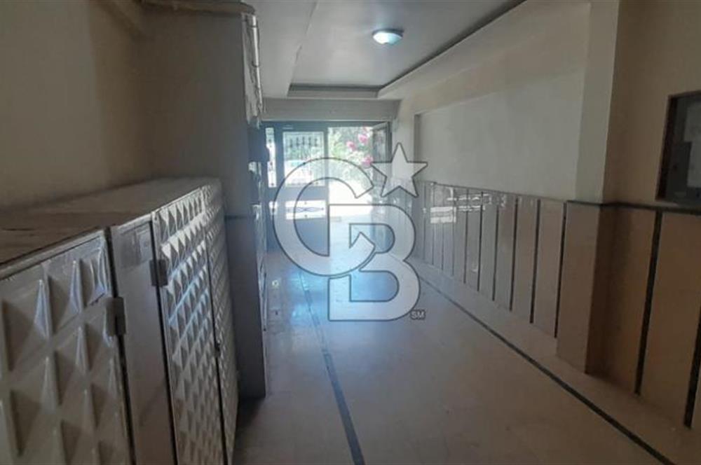 ÇİĞLİ BALATÇIK'TA FULL MANZARALI 3+1 ÇİFT ASANSÖRLÜ 140 m2 AÇIK OTOPARKLI DAİRE