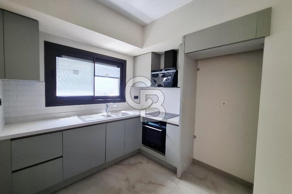 Green Park Çiğli'de Havuz Cepheli Satılık Sıfır 2+1 Daire