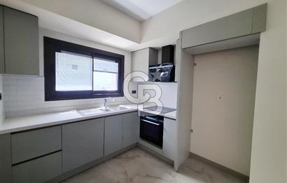 Green Park Çiğli'de Havuz Cepheli Satılık Sıfır 2+1 Daire