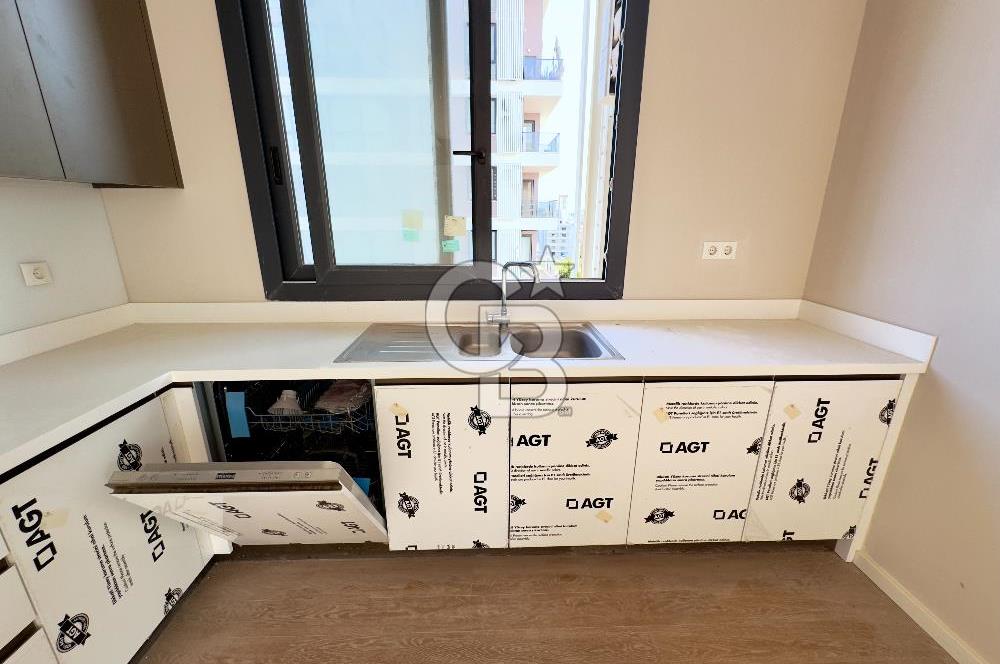 YENİŞEHİR 34. CADDE RİTİM HOME SİTESİNDE KİRALIK 3+1 DAİRE