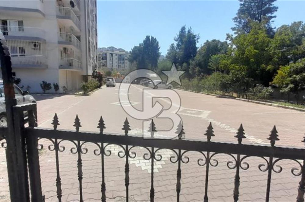 ÇİĞLİ BALATÇIK'TA FULL MANZARALI 3+1 ÇİFT ASANSÖRLÜ 140 m2 AÇIK OTOPARKLI DAİRE