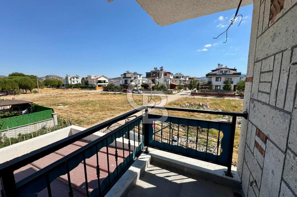 DENİZE VE ANAYOLA YAKIN, 5+1 ,ZEMİN KATTA ODASI OLAN LÜX VİLLA!