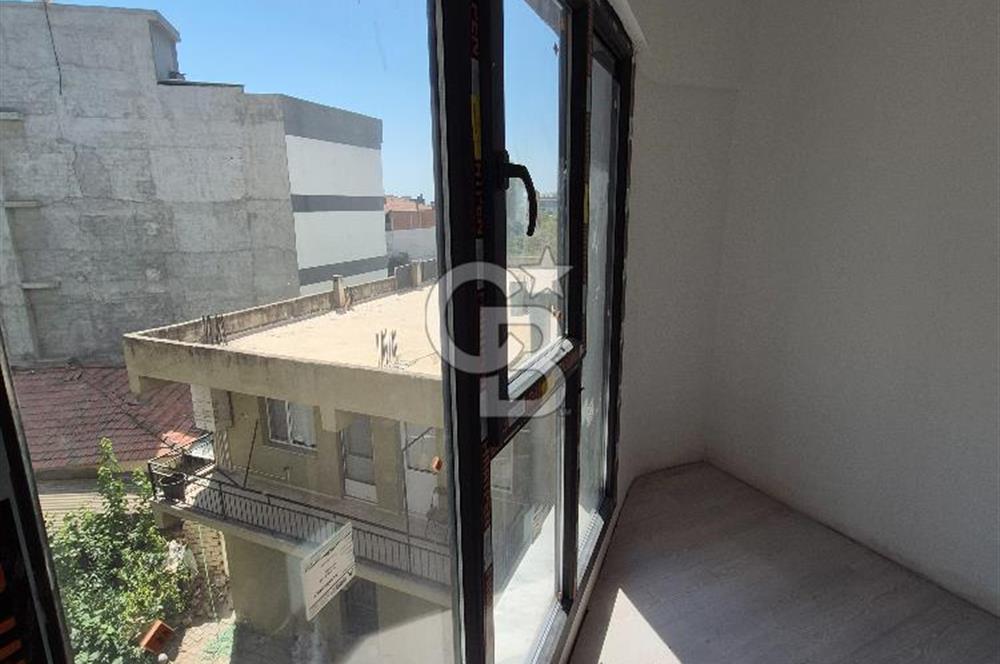 MENEMEN SEYREK BAKIRÇAY ÜNİVERSİTESİ YAKINI 1+1 SATILIK DAİRE