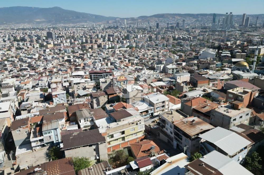 CB.ROUTE'DAN BAYRAKLI MUHİTTİN ERENERDE 4 KAT İMARLI ARSA