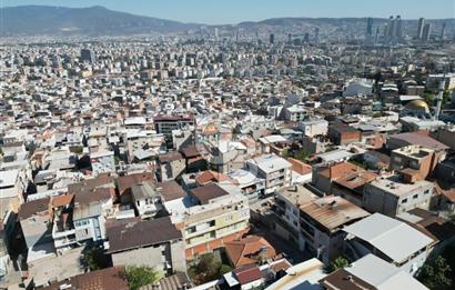 CB.ROUTE'DAN BAYRAKLI MUHİTTİN ERENERDE 4 KAT İMARLI ARSA