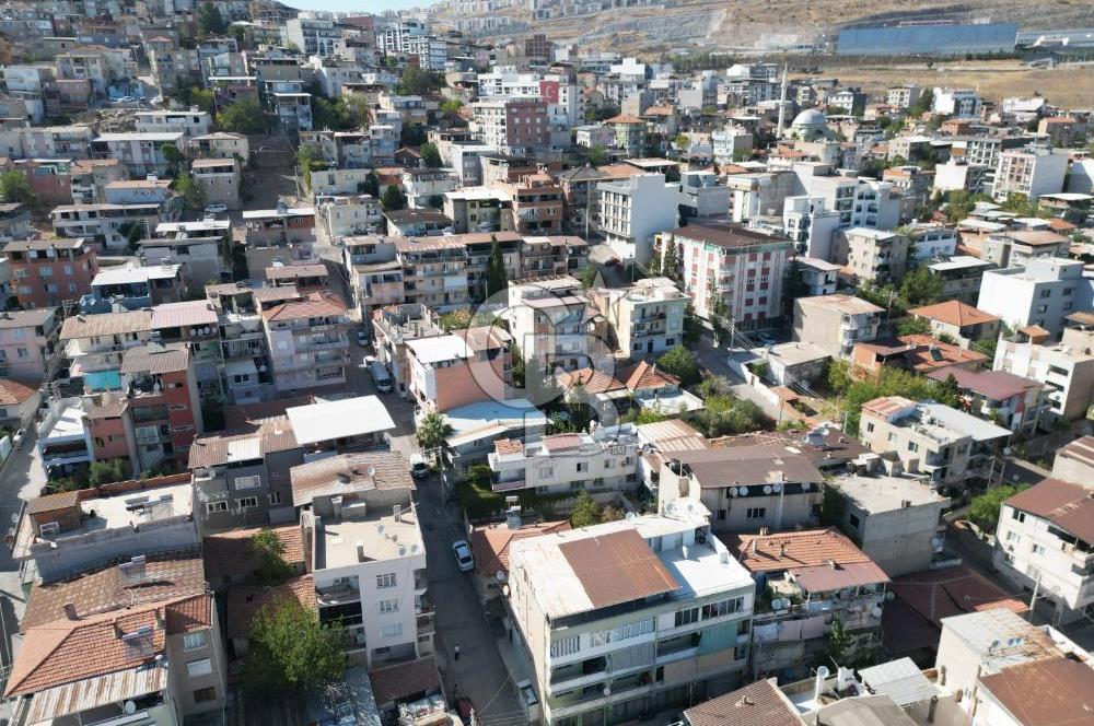 CB.ROUTE'DAN BAYRAKLI MUHİTTİN ERENERDE 4 KAT İMARLI ARSA
