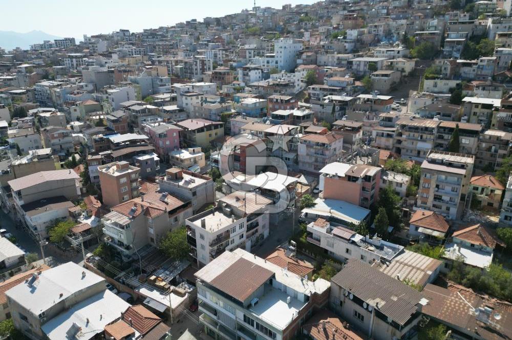 CB.ROUTE'DAN BAYRAKLI MUHİTTİN ERENERDE 4 KAT İMARLI ARSA