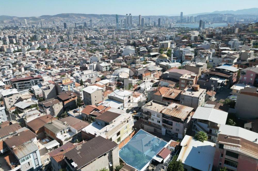 CB.ROUTE'DAN BAYRAKLI MUHİTTİN ERENERDE 4 KAT İMARLI ARSA