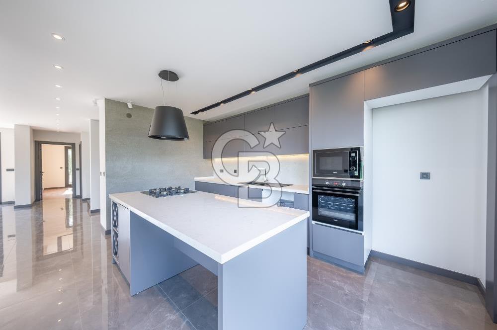 Güzelbahçe Yelki Kolejler Bölgesinde Tam Müstakil Havuzlu Villa