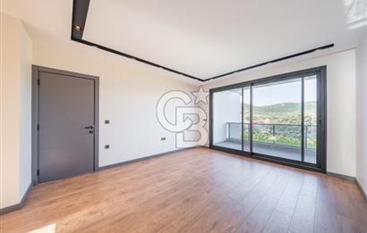 Güzelbahçe Yelki Kolejler Bölgesinde Tam Müstakil Havuzlu Villa