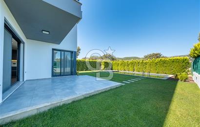Güzelbahçe Yelki Kolejler Bölgesinde Tam Müstakil Havuzlu Villa