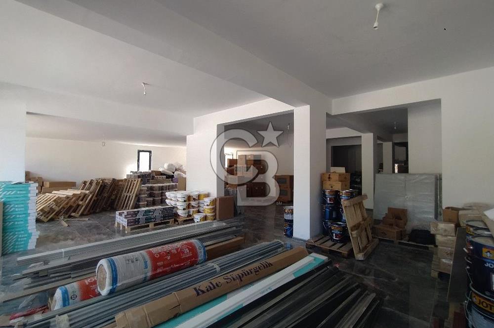 YALOVA MERKEZ VATAN CADDESİ KİRALIK DÜKKAN MAĞAZA! 240 M2