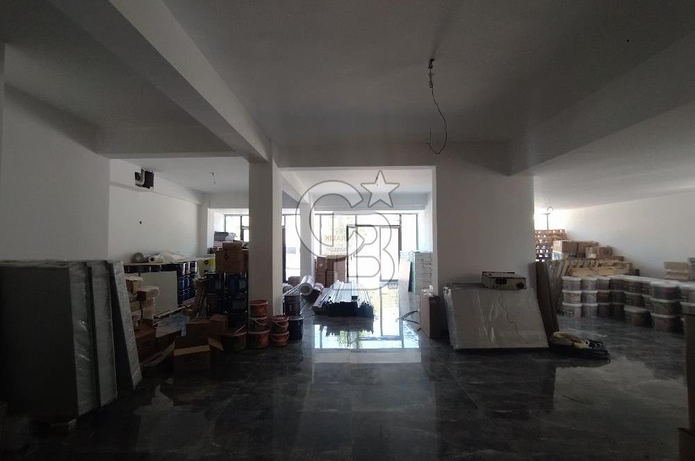 YALOVA MERKEZ VATAN CADDESİ KİRALIK DÜKKAN MAĞAZA! 240 M2