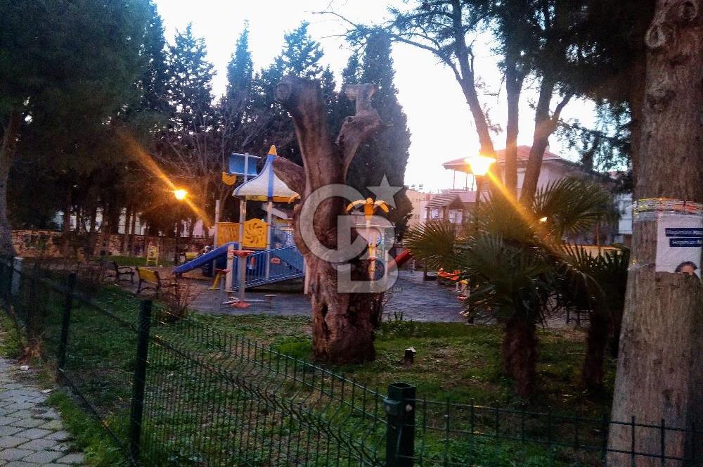 BUCA VALİRAHMİBEY mah BELEDİYE YAKINI EŞYALI KİRALIK 2+1 DAİRE