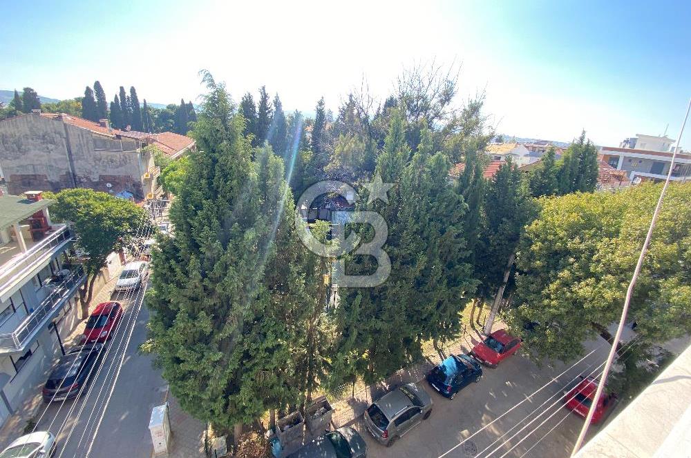 BUCA VALİRAHMİBEY mah BELEDİYE YAKINI EŞYALI KİRALIK 2+1 DAİRE