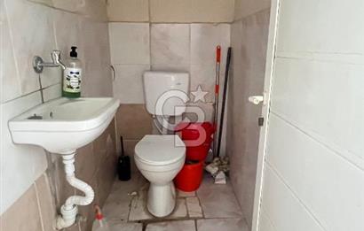 Çiğli Harmandalı'nda KİRALIK, ÖNÜ AÇIK Dükkan 