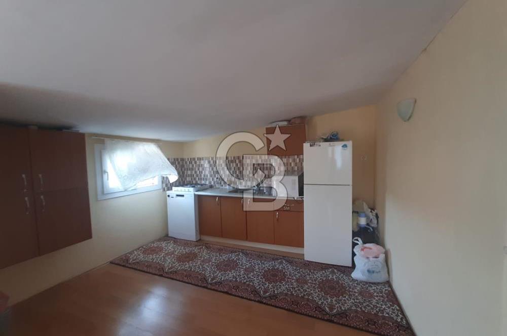 Urla Çamlıçay Mh. Komple Satılık Bina
