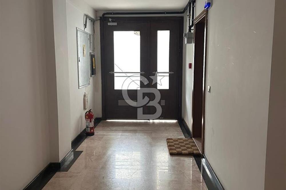 Ulus Ortaköy Arasında Satılık 5+1 Tripleks Boş Daire