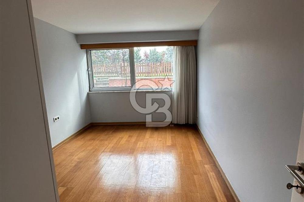 Ulus Ortaköy Arasında Satılık 5+1 Tripleks Boş Daire
