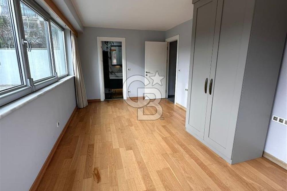 Ulus Ortaköy Arasında Satılık 5+1 Tripleks Boş Daire