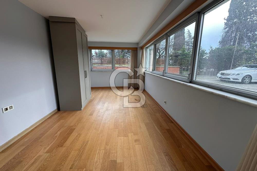 Ulus Ortaköy Arasında Satılık 5+1 Tripleks Boş Daire