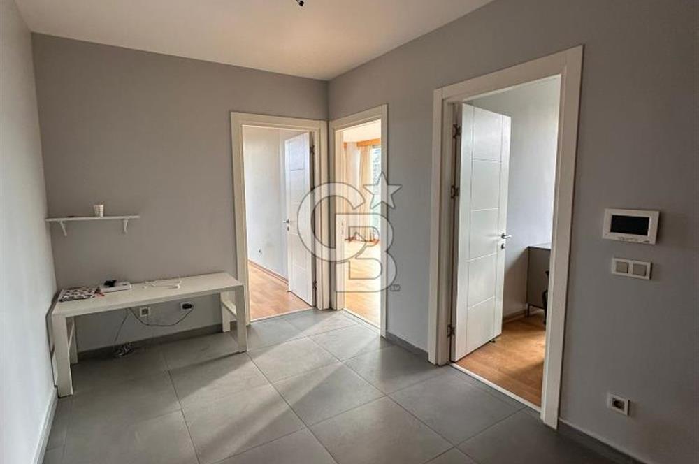 Ulus Ortaköy Arasında Satılık 5+1 Tripleks Boş Daire