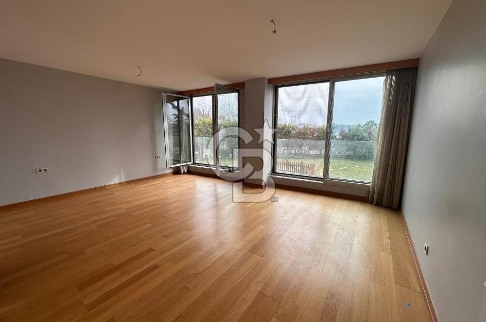Ulus Ortaköy Arasında Satılık 5+1 Tripleks Boş Daire
