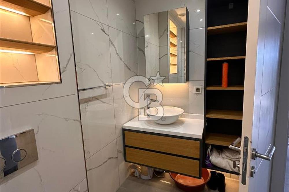 Ulus Ortaköy Arasında Satılık 5+1 Tripleks Boş Daire