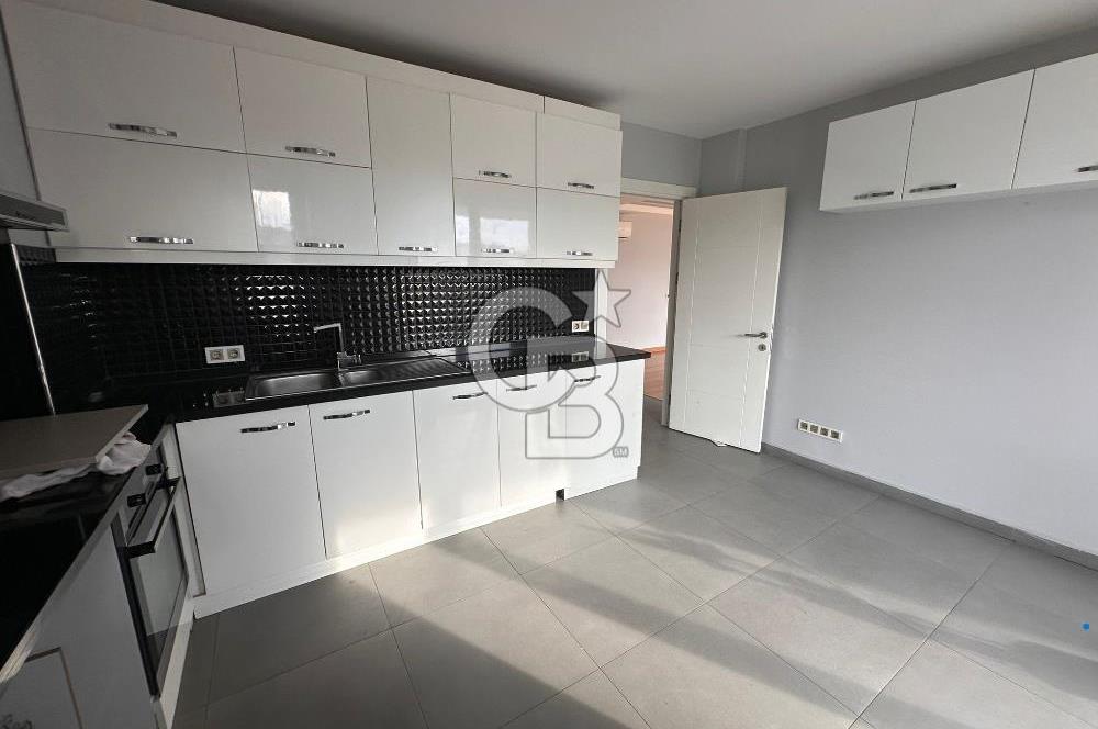 Ulus Ortaköy Arasında Satılık 5+1 Tripleks Boş Daire