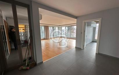 Ulus Ortaköy Arasında Satılık 5+1 Tripleks Boş Daire