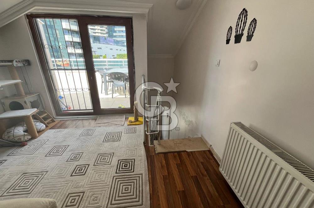 Kartal Çavuşoğlu manzara adalar karşısında 3+2 Dubleks daire 
