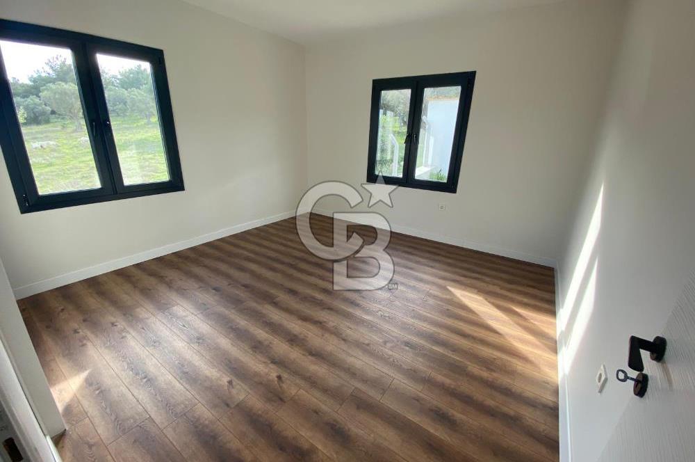 BORNOVA YAKAKÖY 2+1 ÖZEL YAPIM SIFIR TEK TAPU MÜSTAKİL EV