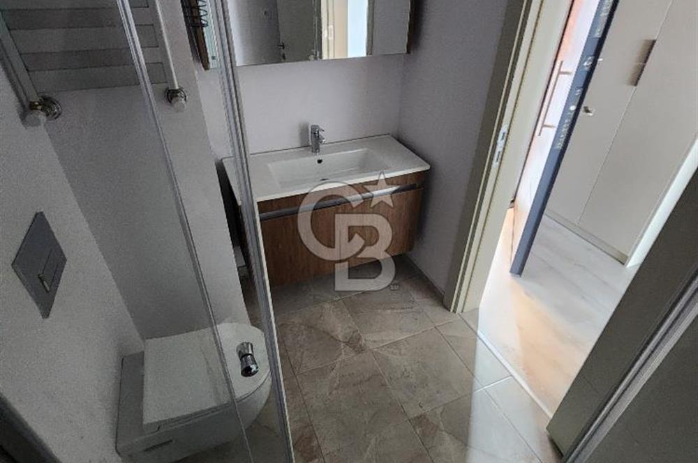 SATILIK 1+0 DAİRE LA MER DRAGOS SİTESİNDE MALTEPE DENİZ MANZARALI