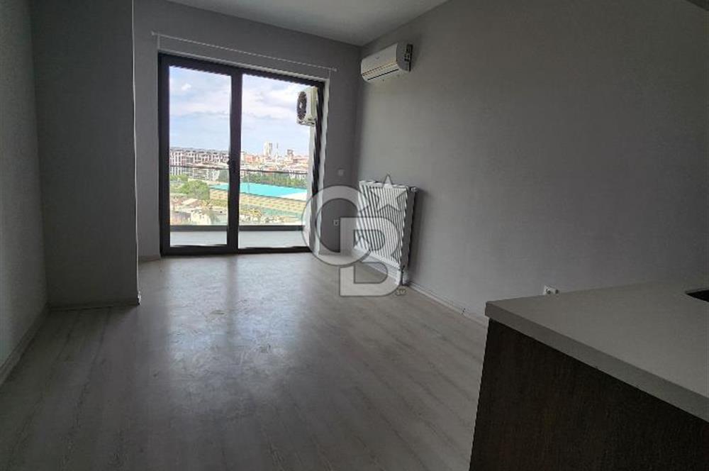 SATILIK 1+0 DAİRE LA MER DRAGOS SİTESİNDE MALTEPE DENİZ MANZARALI