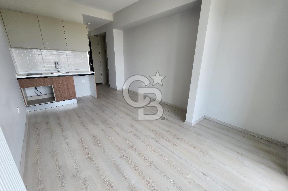 SATILIK 1+0 DAİRE LA MER DRAGOS SİTESİNDE MALTEPE DENİZ MANZARALI