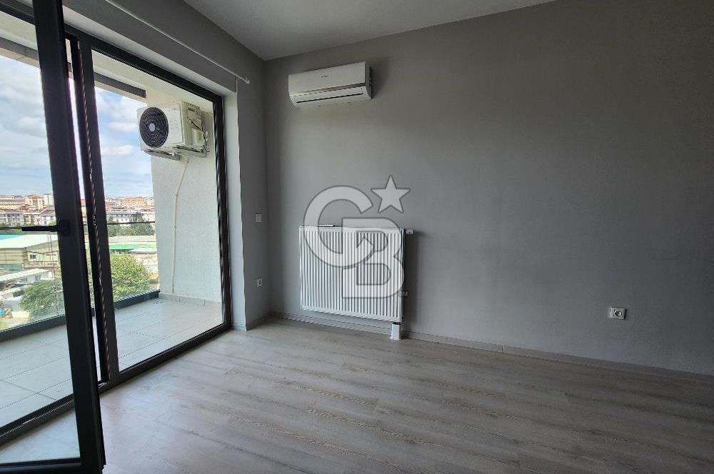 SATILIK 1+0 DAİRE LA MER DRAGOS SİTESİNDE MALTEPE DENİZ MANZARALI
