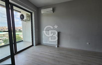 SATILIK 1+0 DAİRE LA MER DRAGOS SİTESİNDE MALTEPE DENİZ MANZARALI