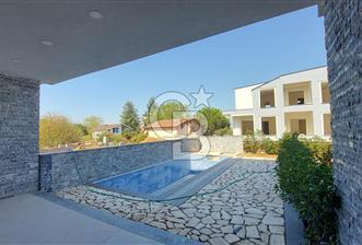 KARTEPE FSM SATILIK SIFIR 4+1 MÜSTAKİL HAVUZLU VİLLA