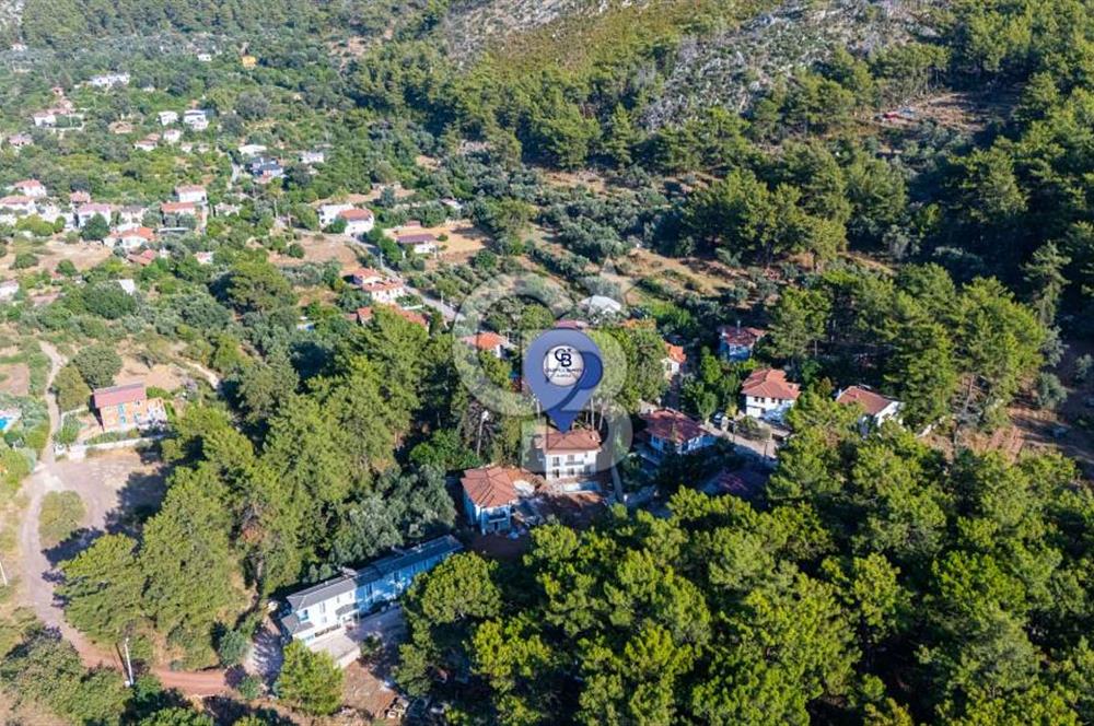 CB MARİNADAN SATILIK 400m2 BAHÇE ALANI VE 7x4 HAVUZLU 4+1 VİLLA